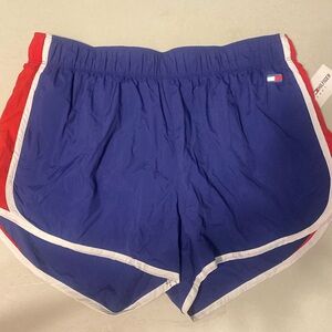 Women’s athletic shorts size large
